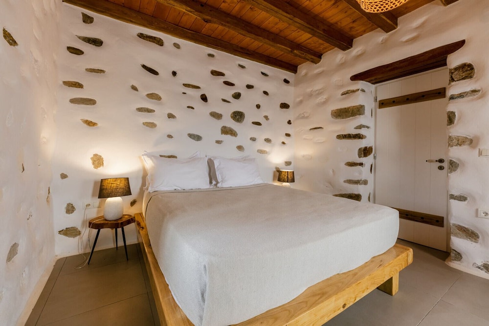 Villa, Queen Bed, Outdoor Jetted Tub, 2 Sofa, Private Pool