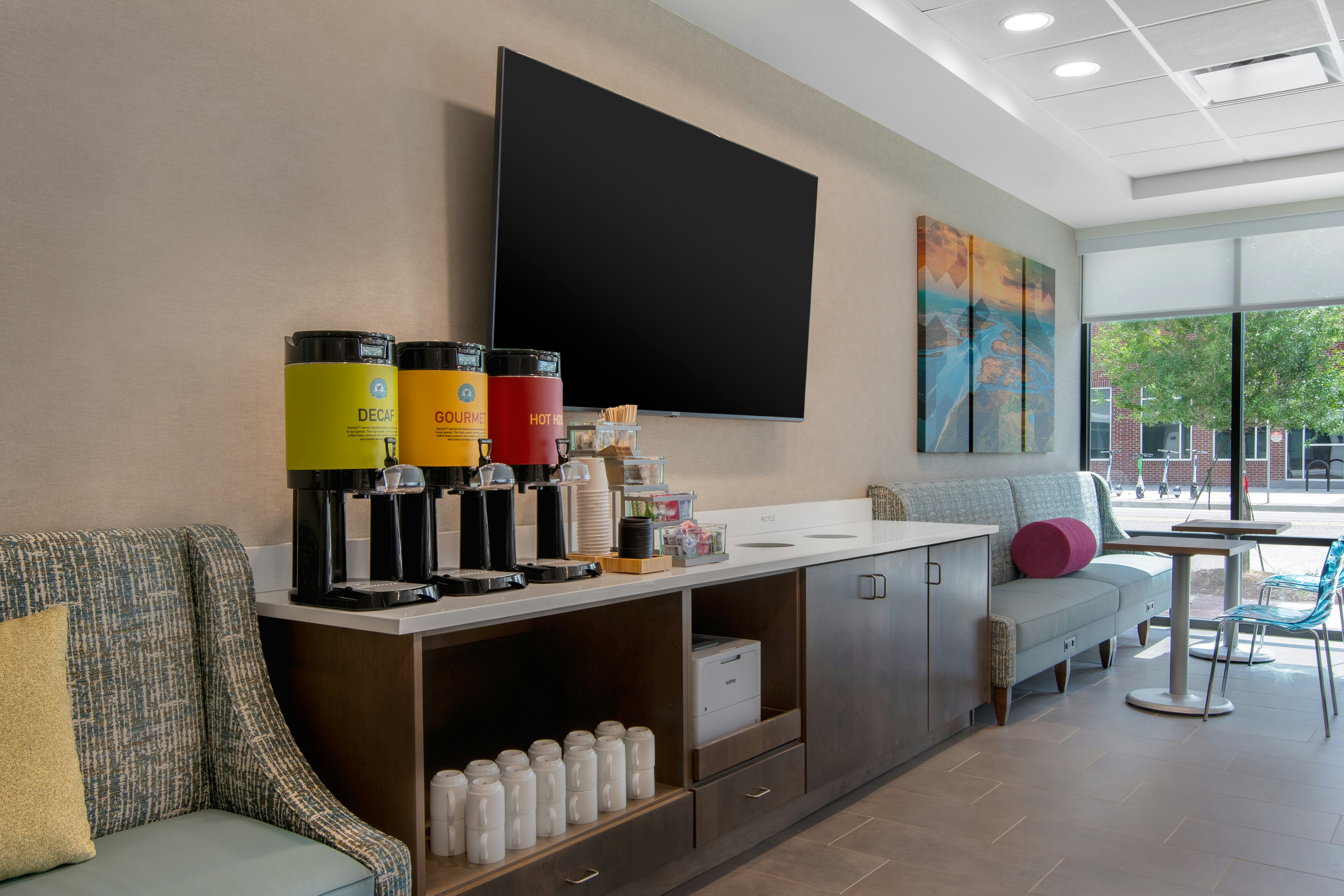 Home2 Suites by Hilton Jacksonville Downtown FL 26/29