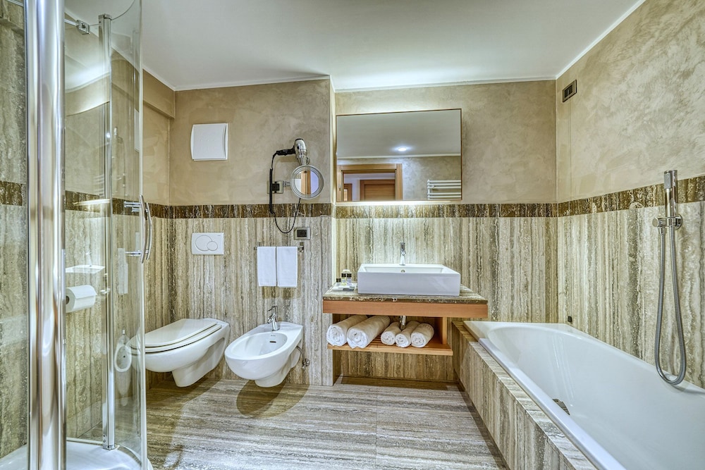 Majestic Mountain Charm Hotel 19/58