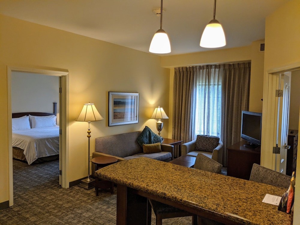 Staybridge Suites Indianapolis Carmel 18/44