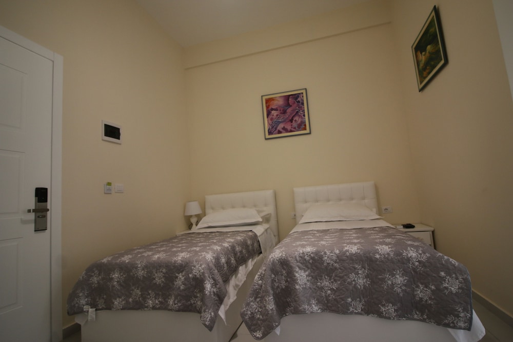 Hotel Orestiada 24/46