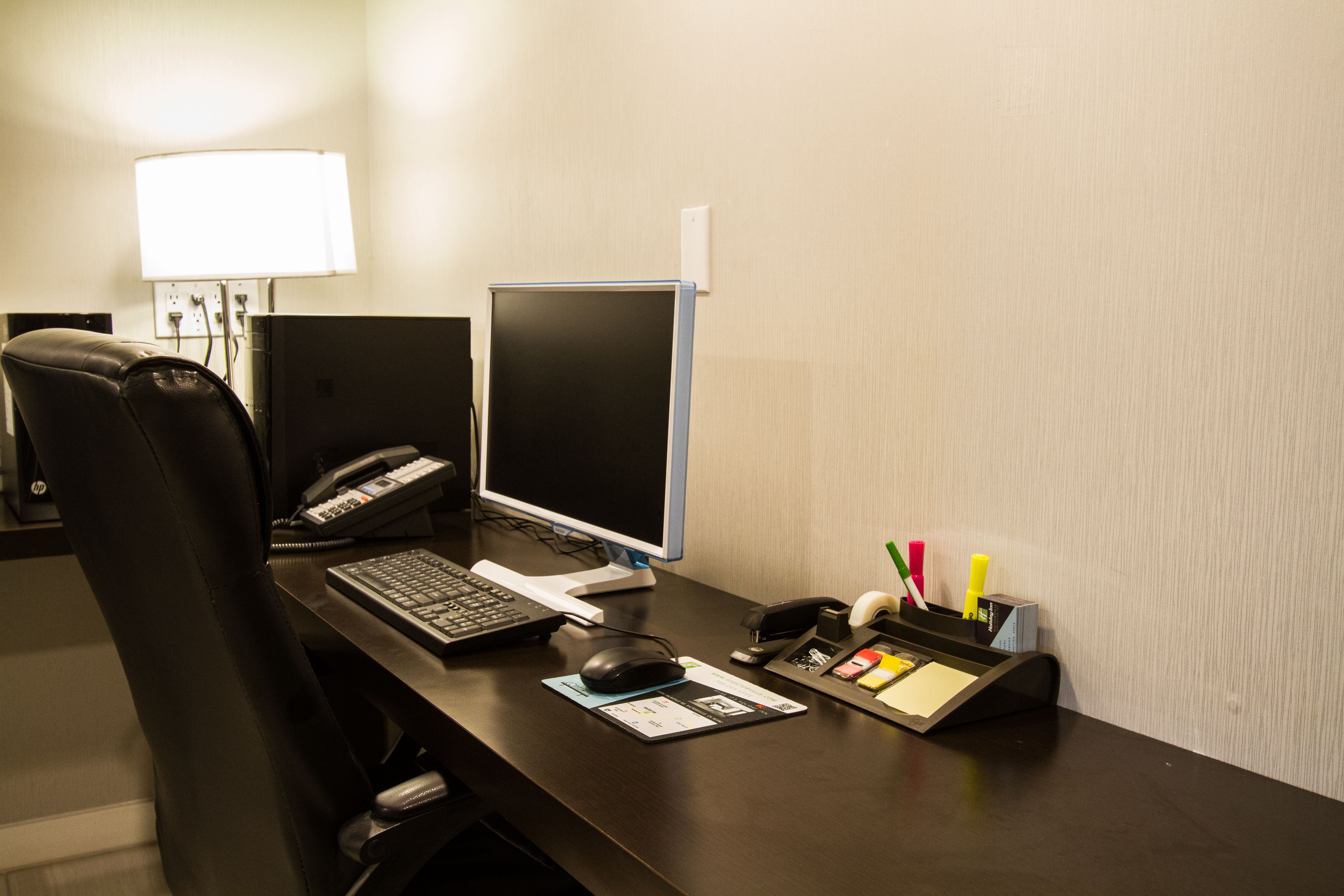 HOLIDAY INN VICTORVILLE 65/77