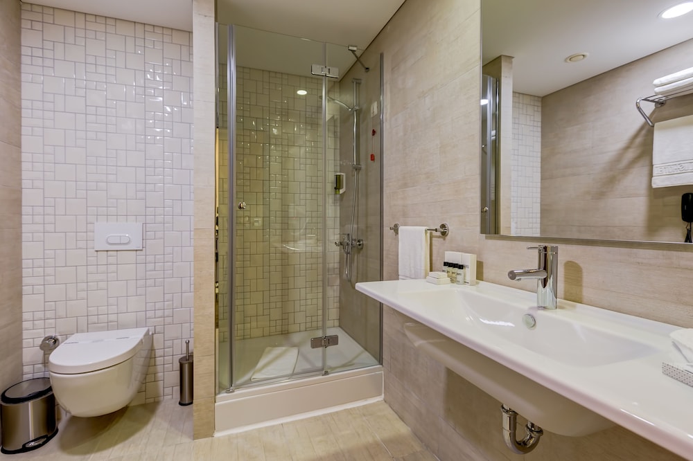 Plus Hotel Bostanci Atasehir 26/63