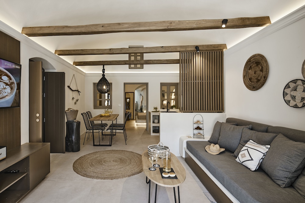 Floria Suites 34/46