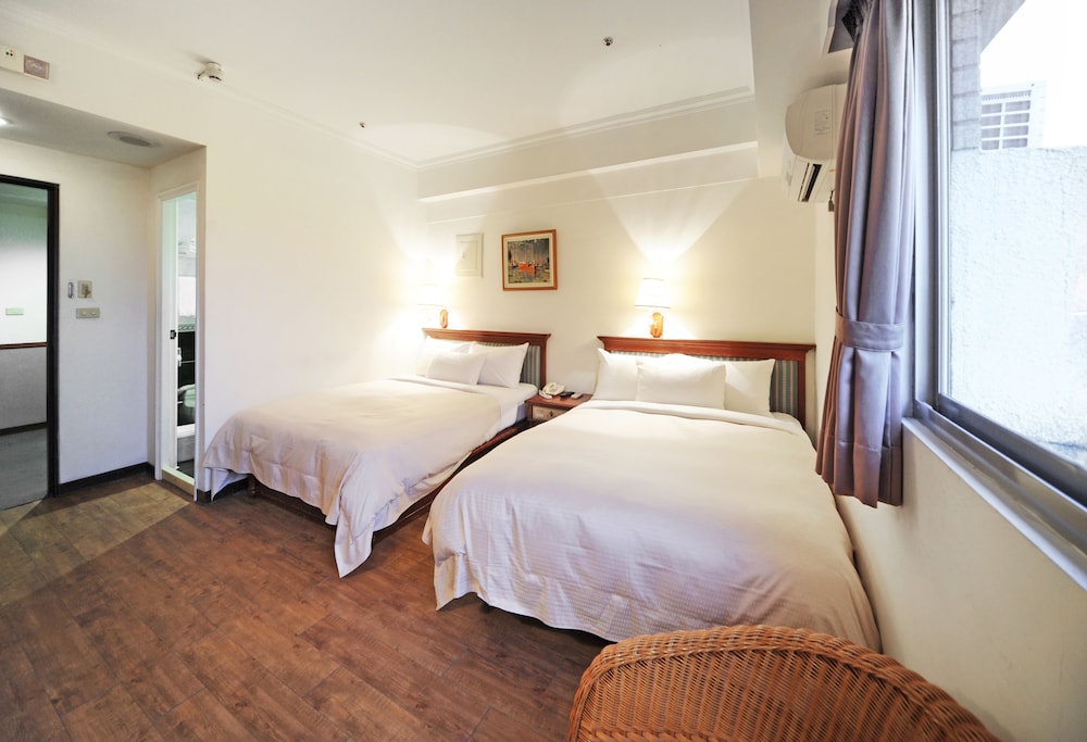 Kenting Holiday Hotel 4/25