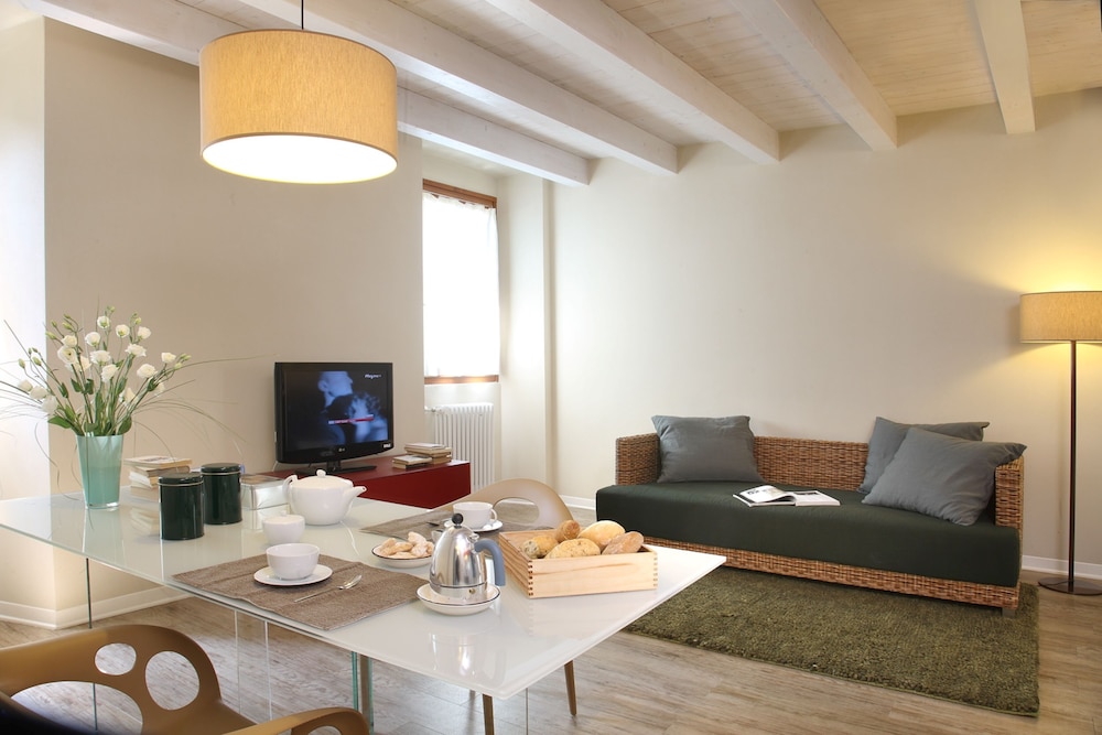 Corte San Luca Apartments 23/50