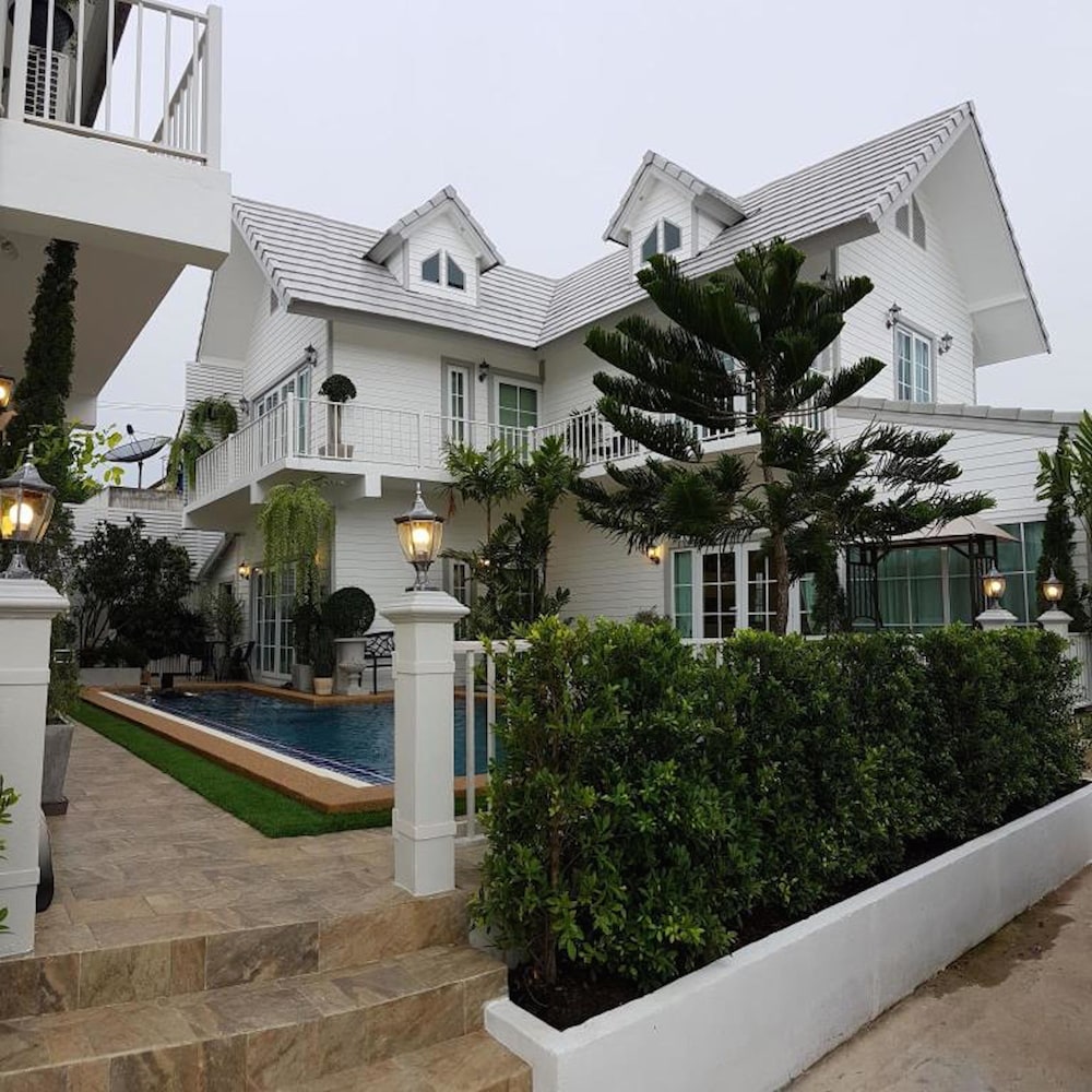Vanida Antique Home 25/27