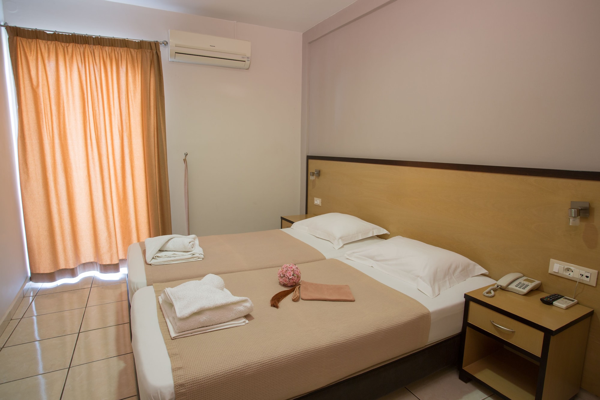 ROOM, DOUBLE BED, BALCONY