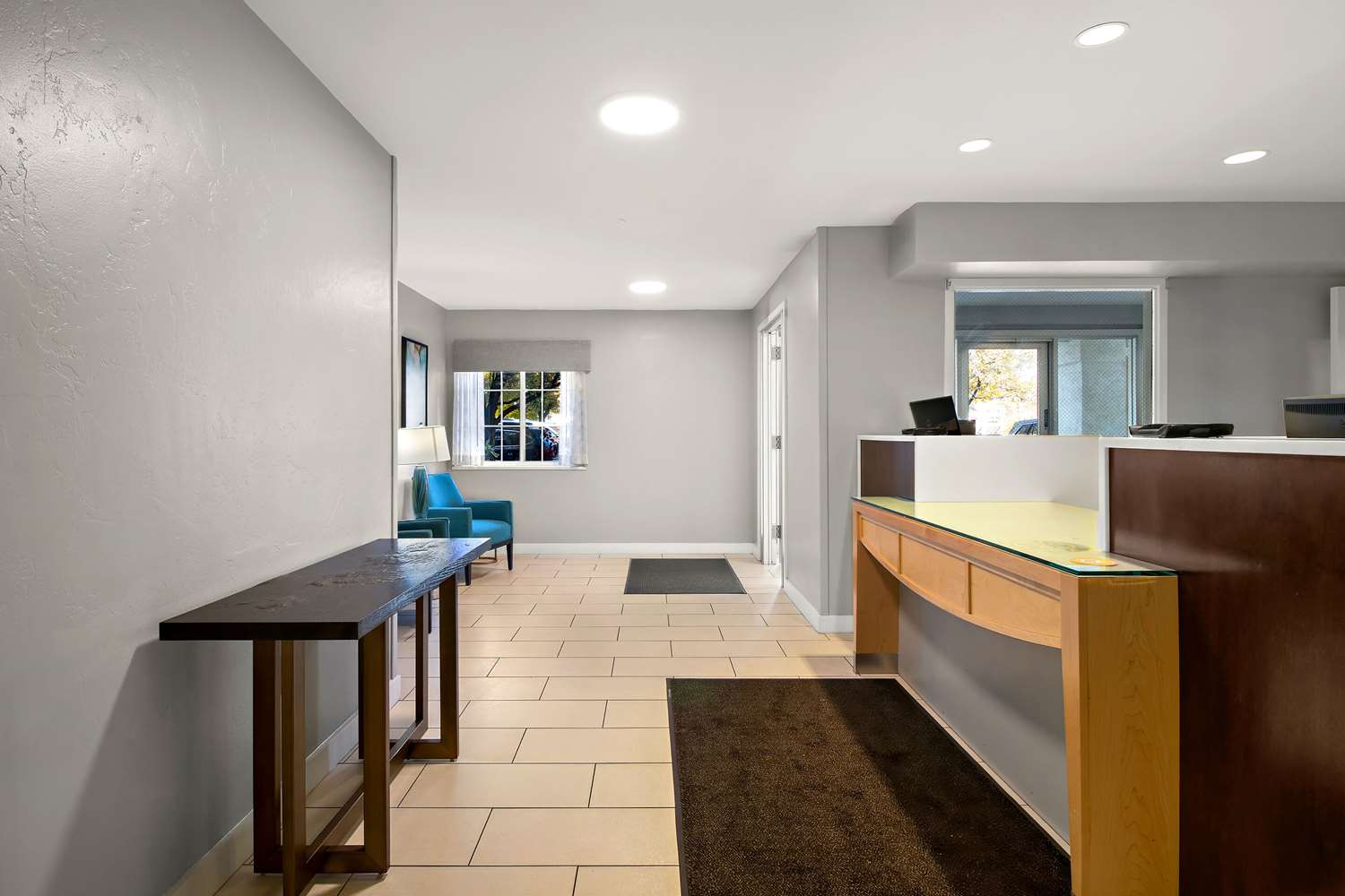 MainStay Suites Salt Lake City Fort Union photo3