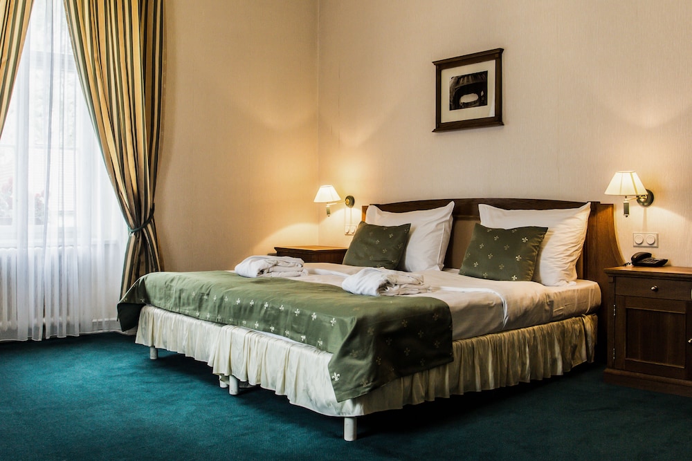 Hotel Dvorak 18/50