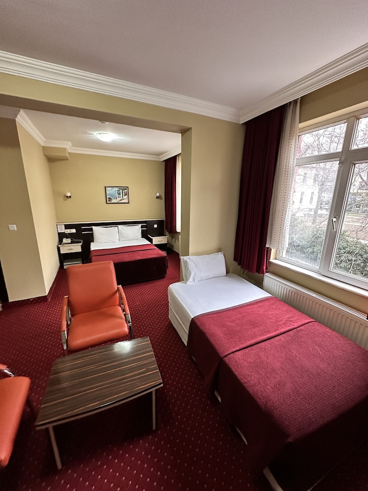 Mina 1 Hotel 18/50