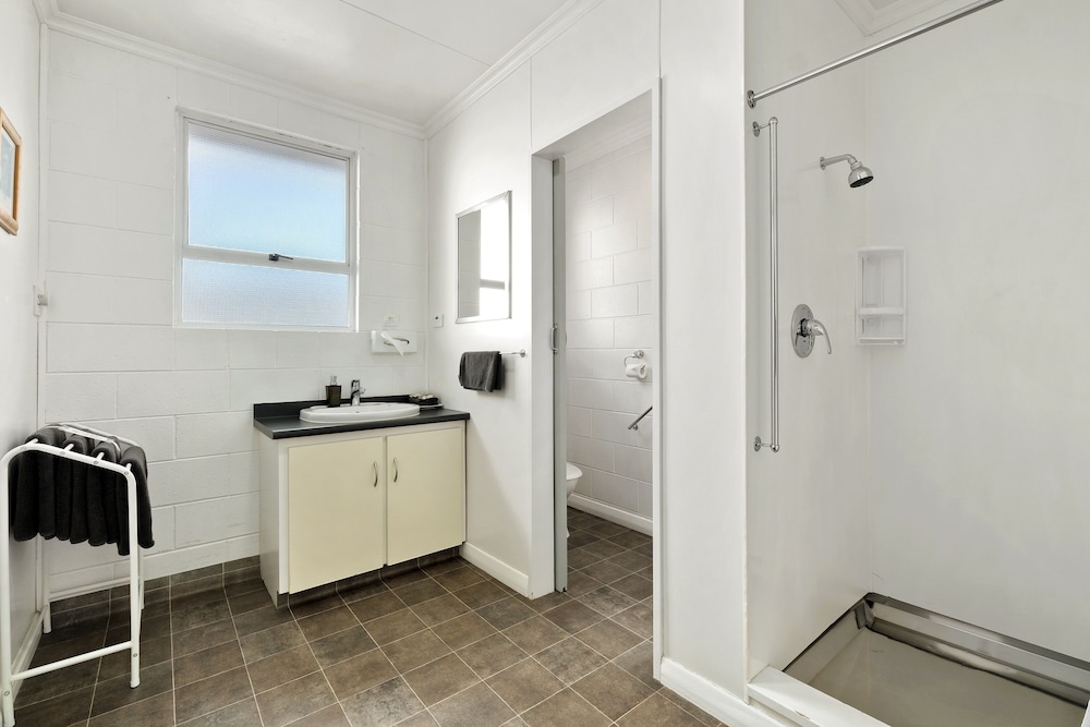 Central Gateway Motel 24/46