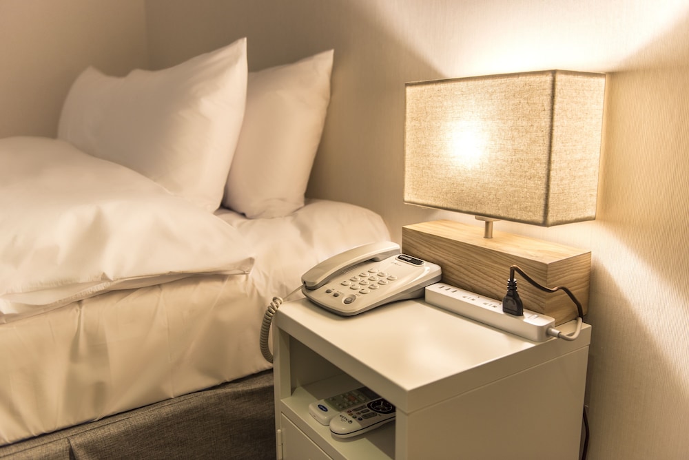 CHECK INN HOTEL JEJU 33/43