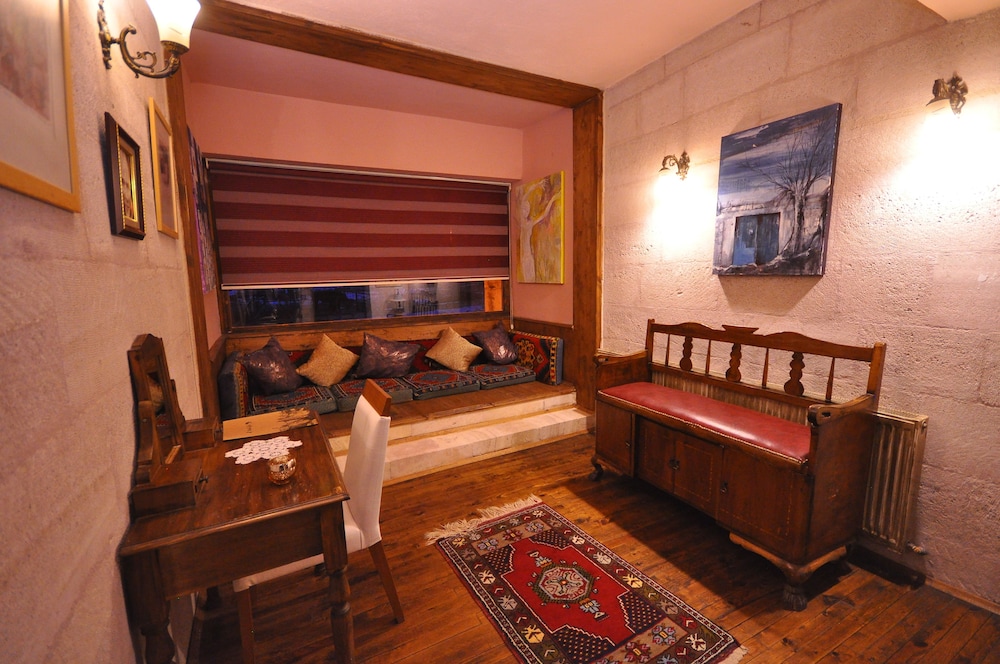 KARLIK EVI BOUTIQUE HOTEL 33/77