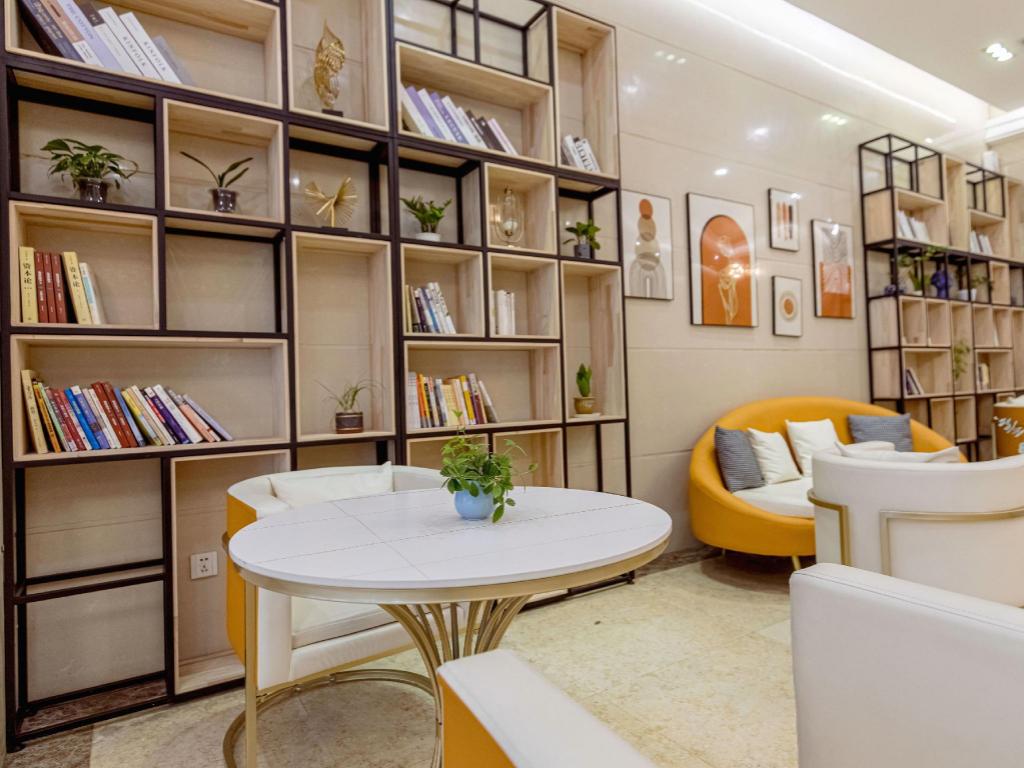Vienna Hotel Shenzhen Baoan Chuangye Road 35/56