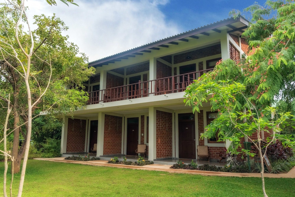 Camellia Resort And Spa 1/65