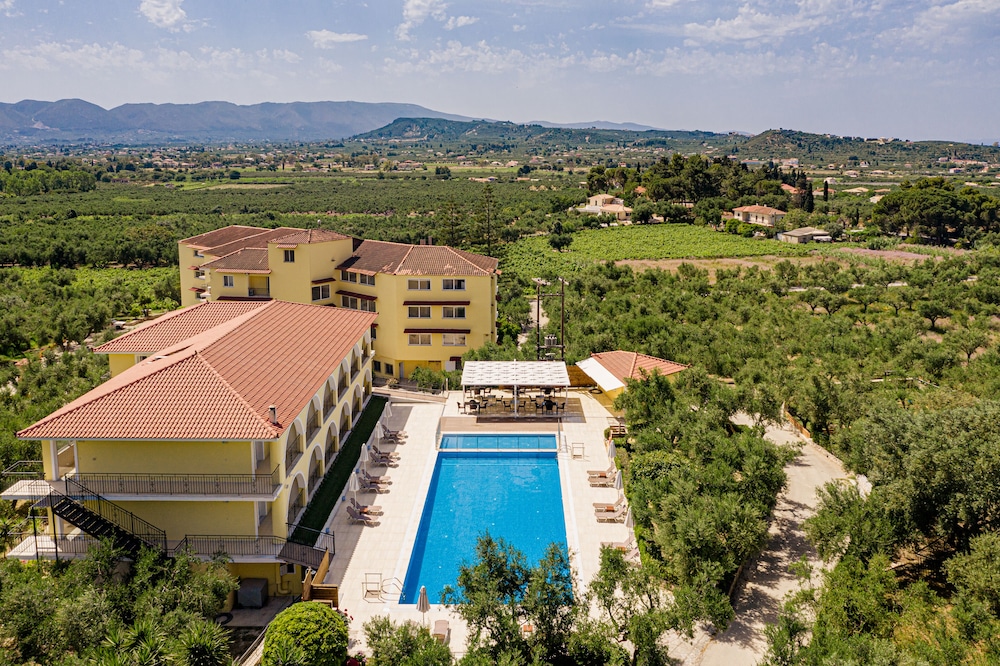 Varres Hotel in Zakynthos