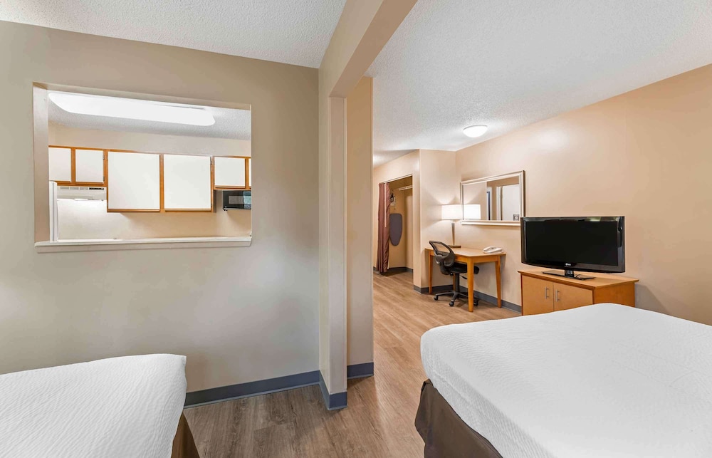 Extended Stay America - Cleveland - Westlake 27/52