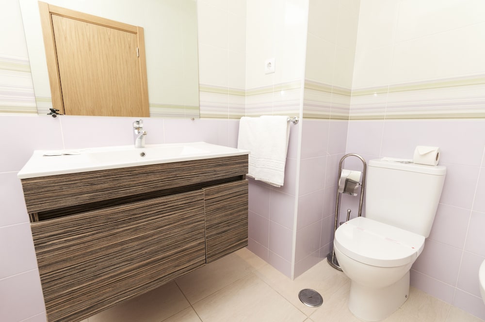 Studio 17 By Atlantic Hotels 15/35