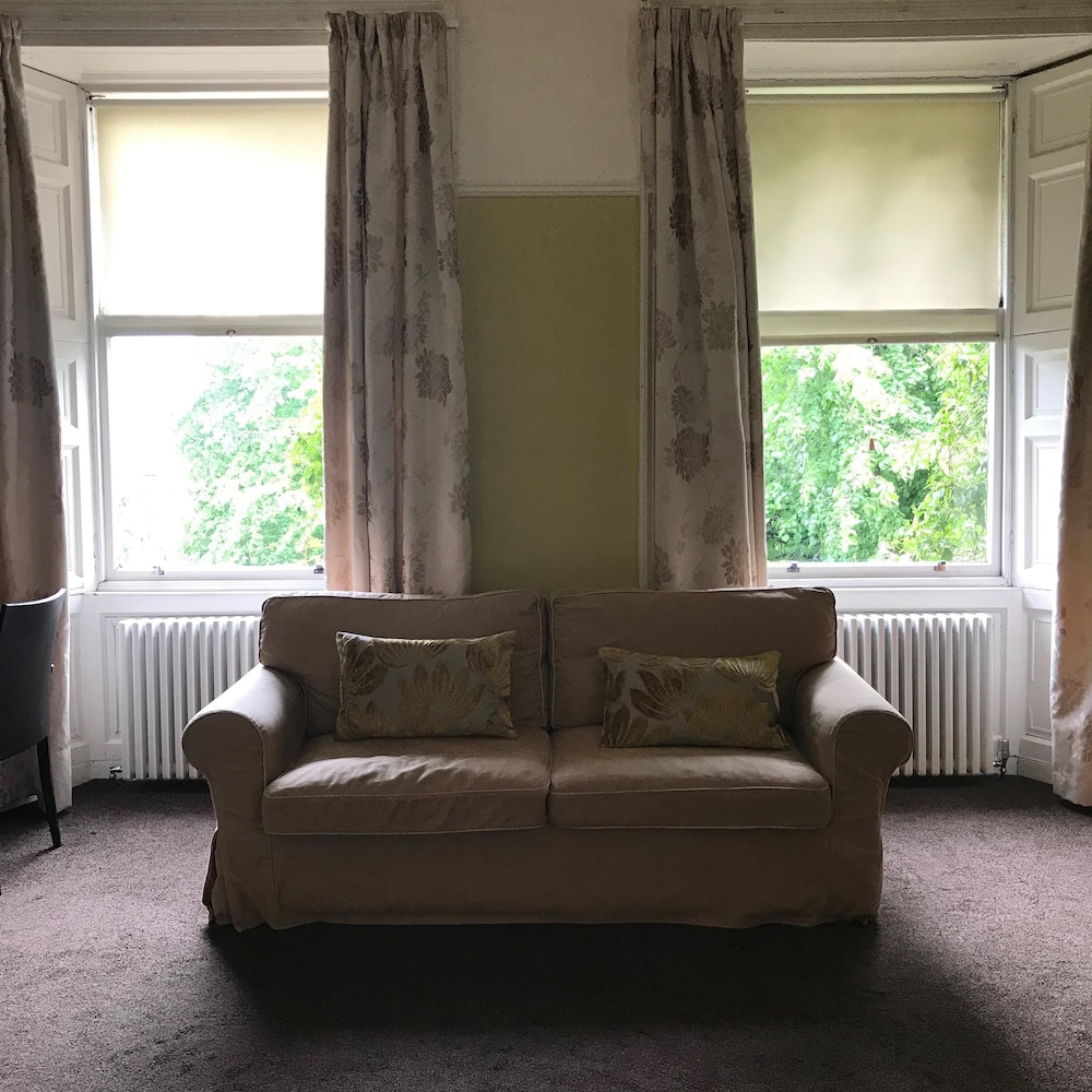 Ashtree House Hotel 22/27