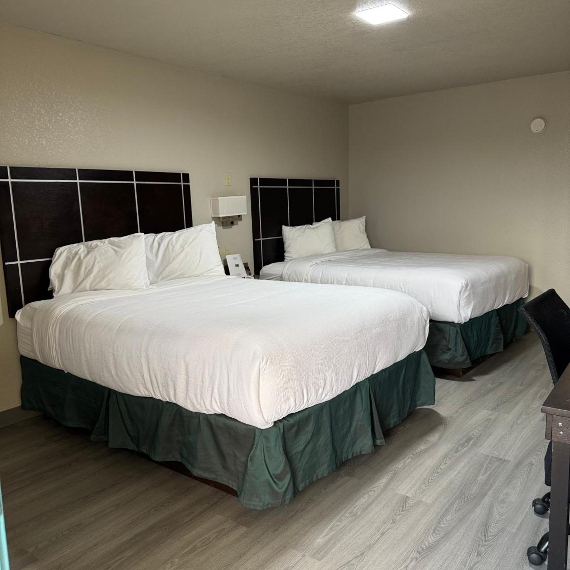 Executive inn 3/24