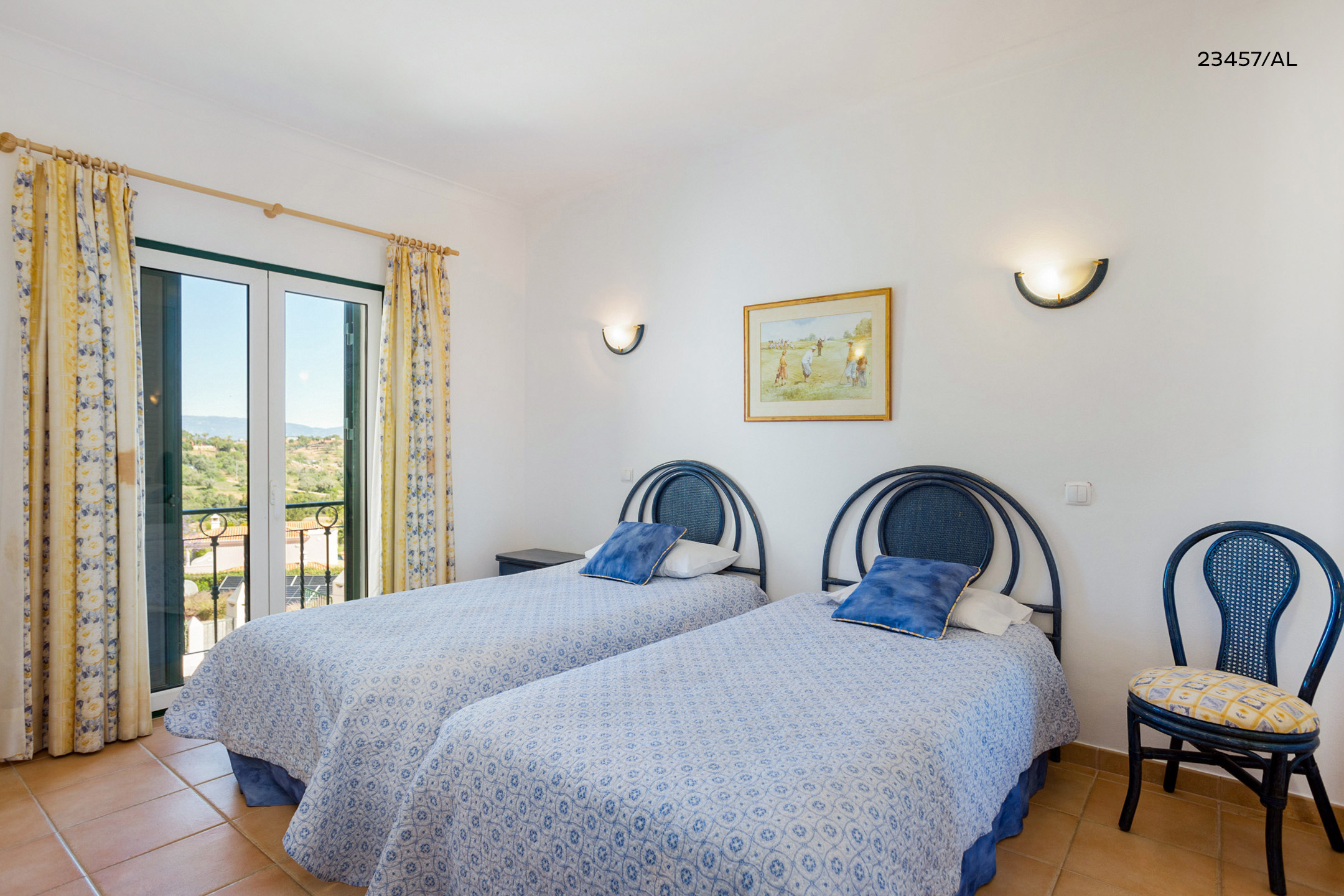 3 Bedrooms, Apartment