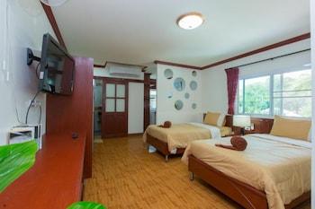 ROOM, TRIPLE