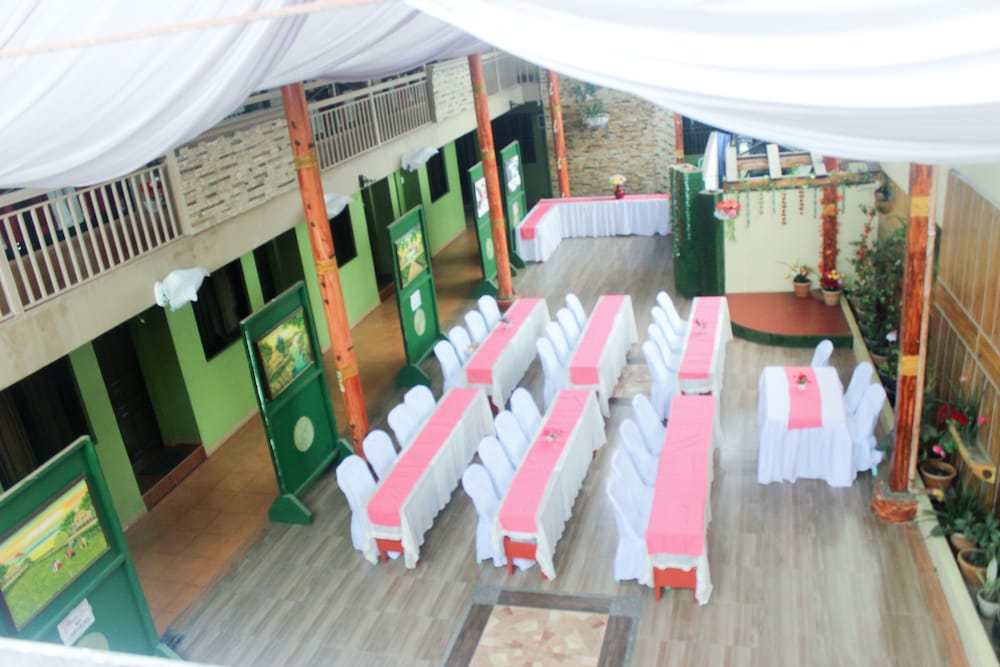 Nikitas Place Hotel 39/52