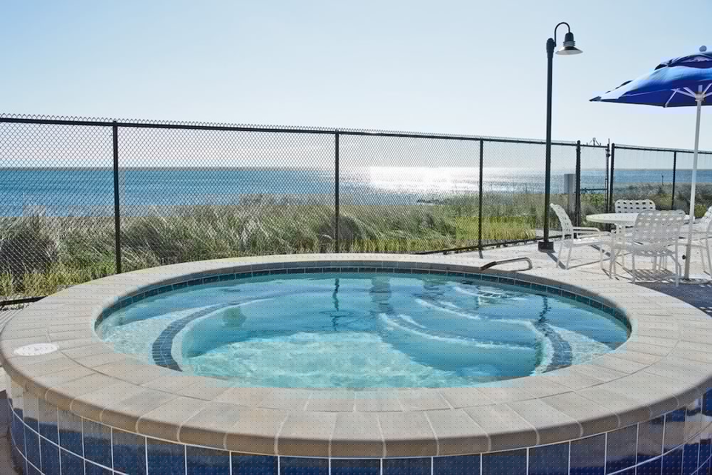 Ocean Mist Beach Hotel Suites 3/32