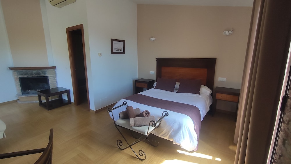 BASIC, TWIN BEDS