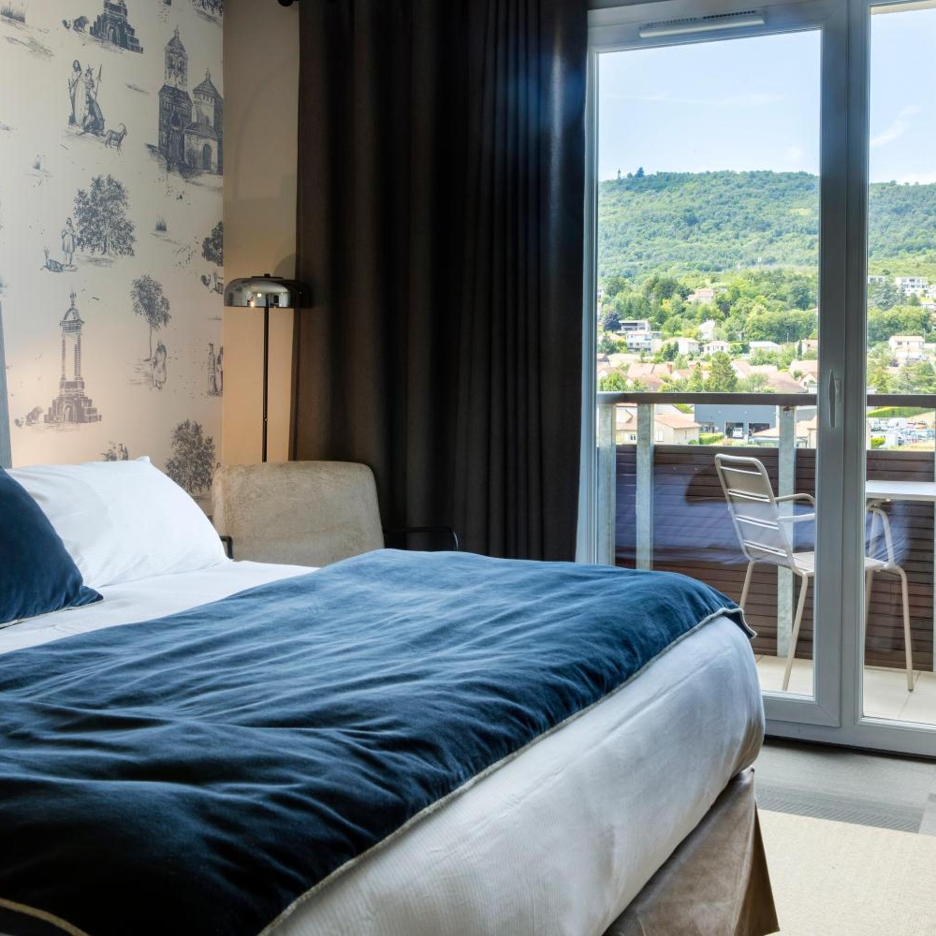 Room, Queen Bed, Balcony