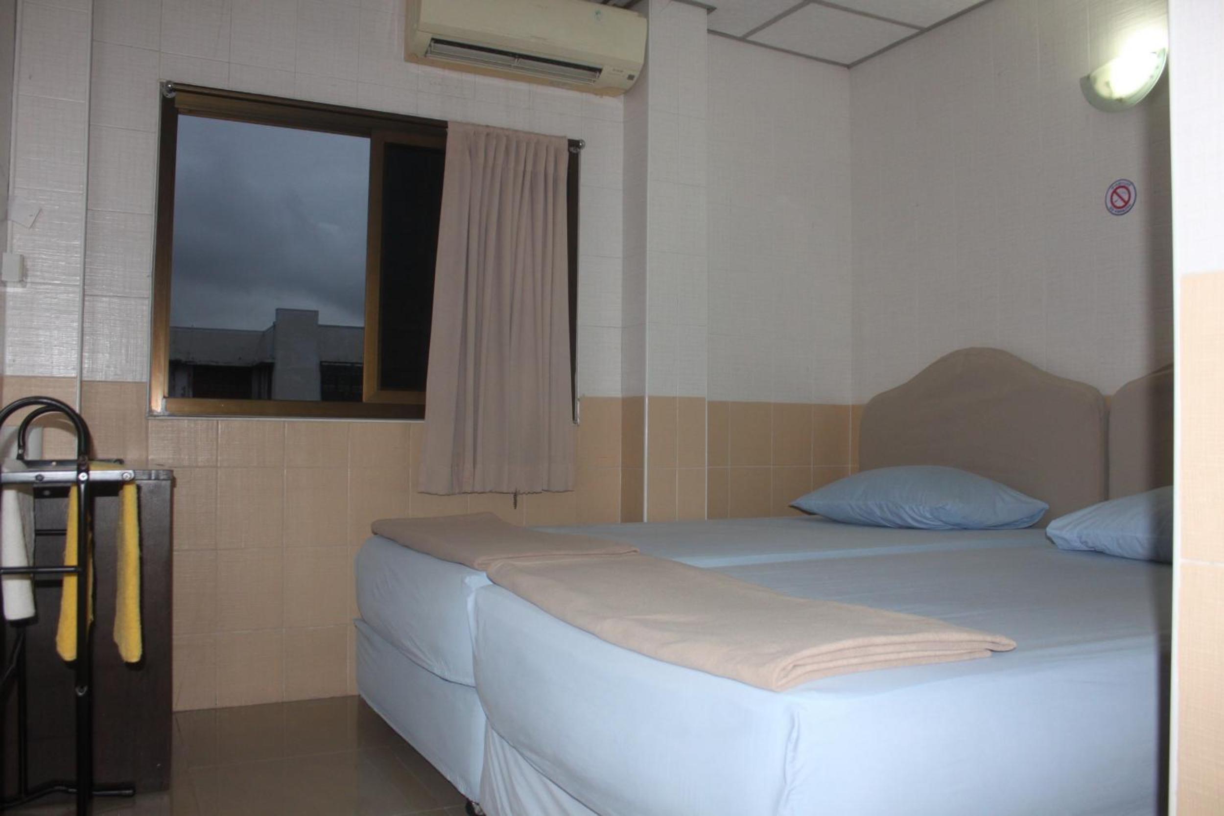 Standard, Double Bed, Shared Bathroom, with Fan