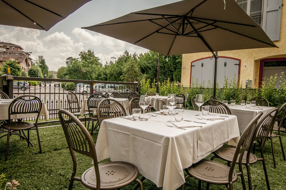 Hotel Villa Maranello 20/27
