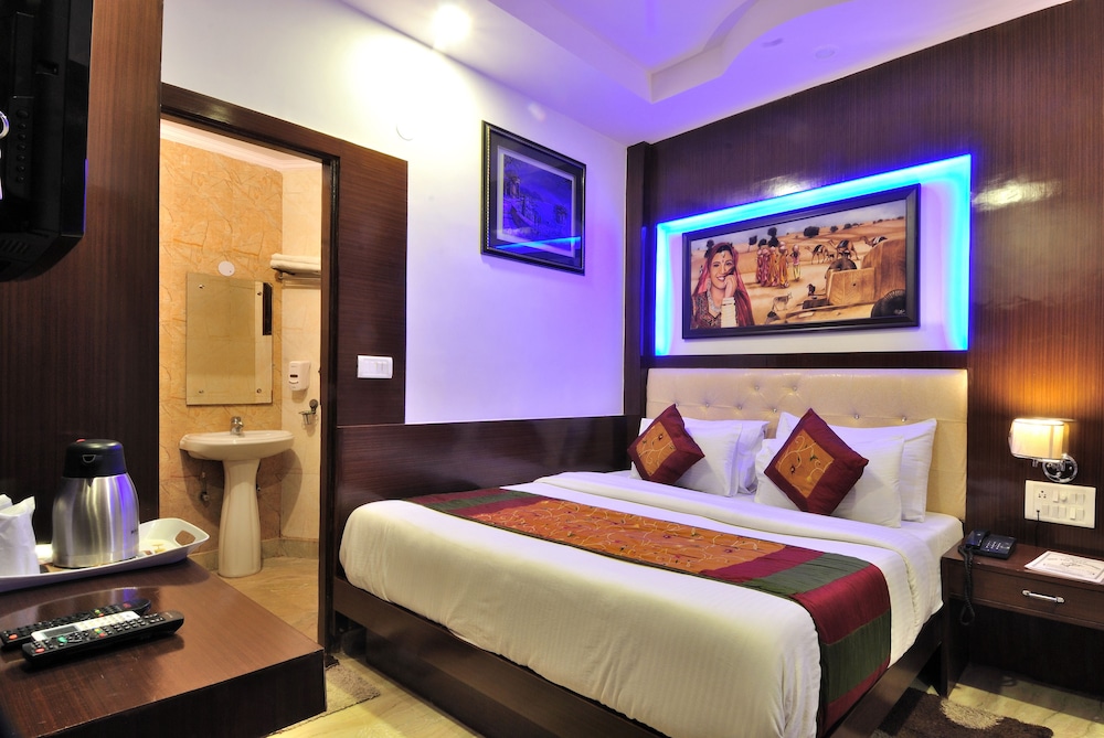 Hotel Nirmal Mahal 37/66