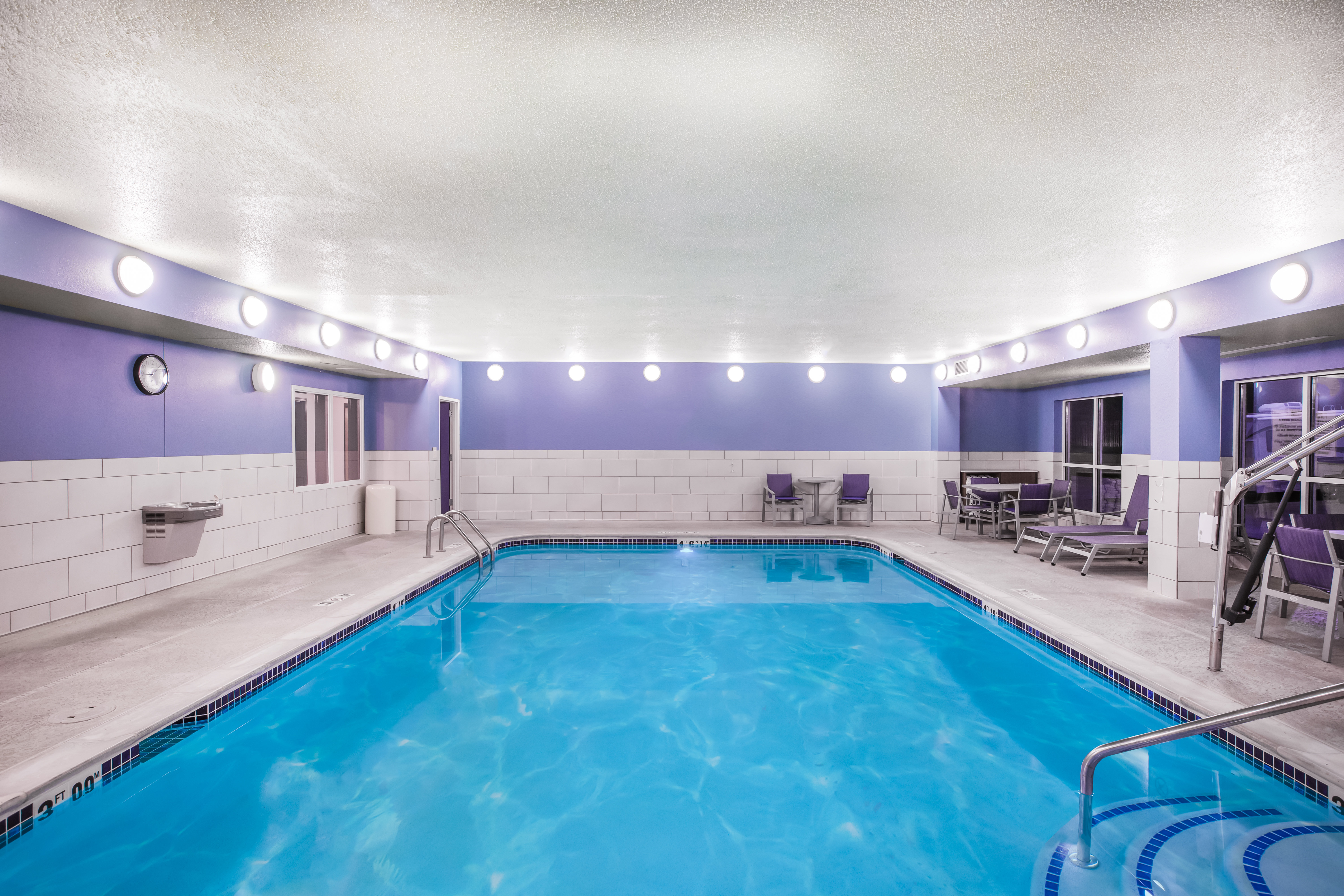 Holiday Inn Express Hotel & Suites Bellevue-Omaha Area 14/26
