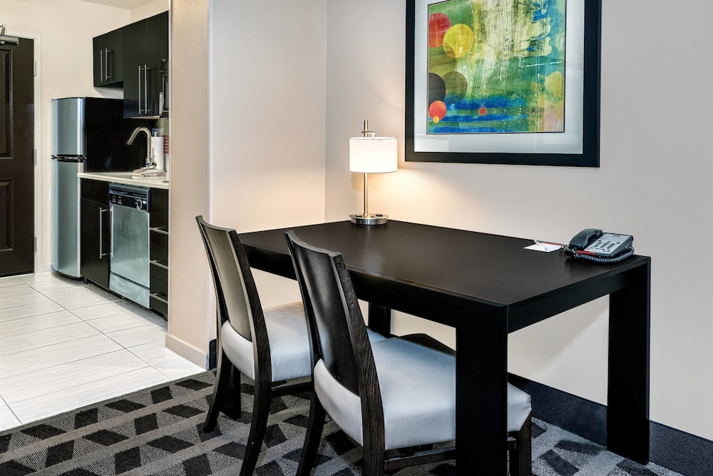 TownePlace Suites by Marriott San Antonio Downtown Riverwalk 27/35