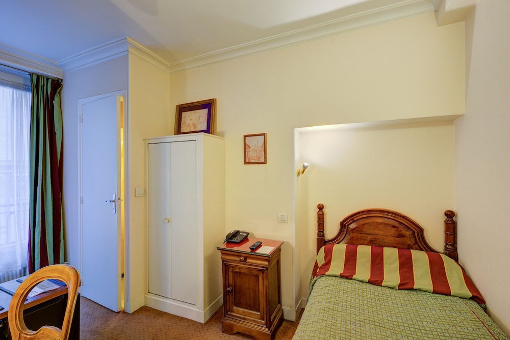 Hôtel La Sanguine 32/62