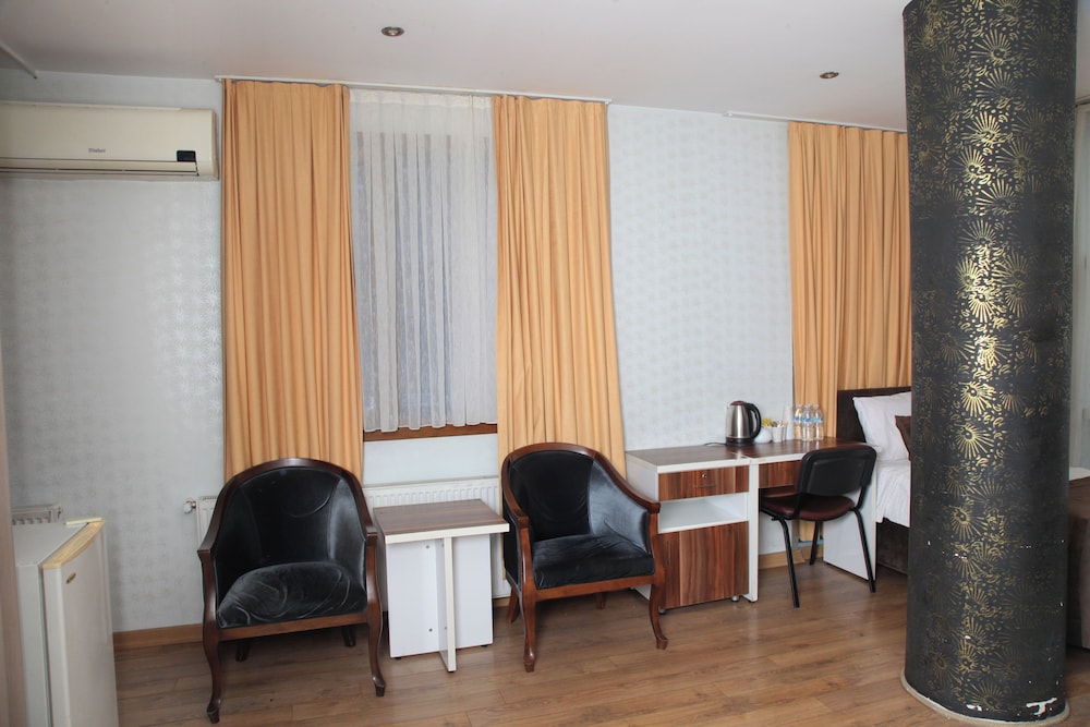 Garden Hill Hotel 32/44
