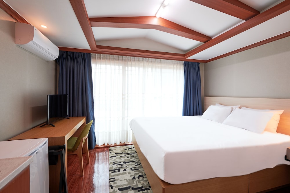 Good Morning Hotel and Resort 13/50