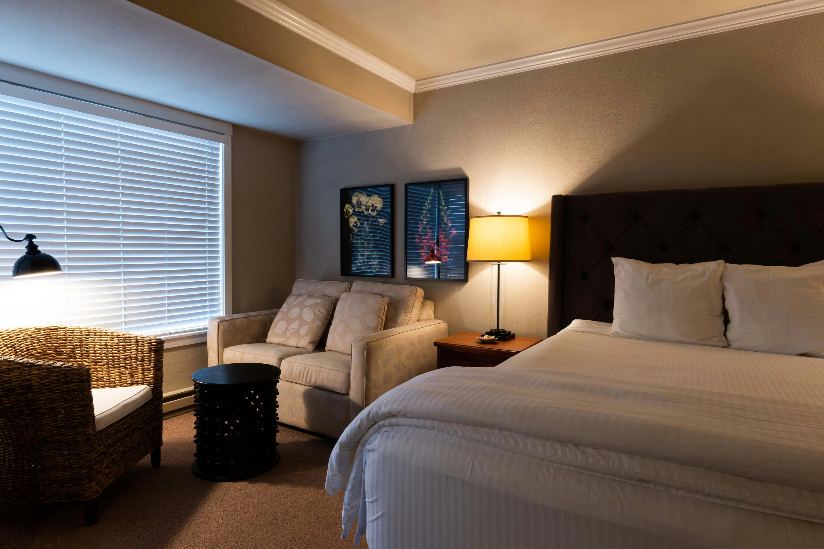 Cannon Beach Hotel Collection 9/39