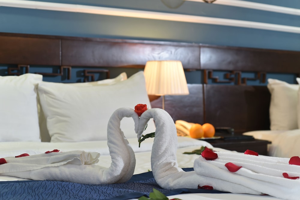Eternity Hotel 36/46