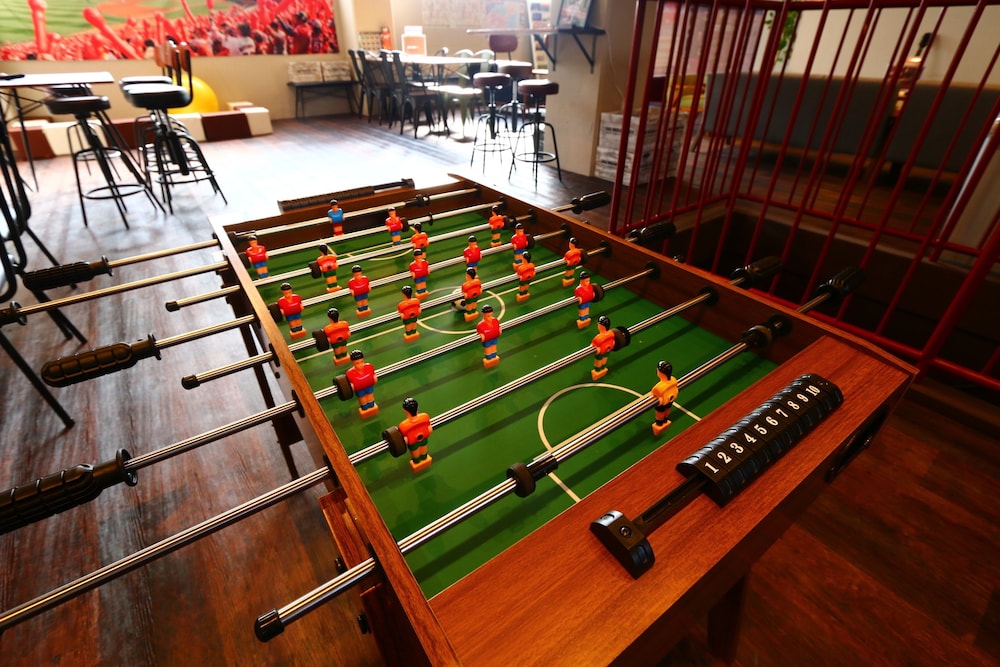 RED HELMET House & Sports Bar Hiroshima 8/49