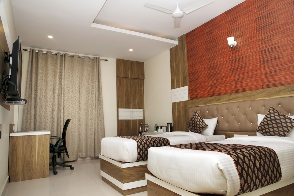 Hotel Ganges Grand 13/42