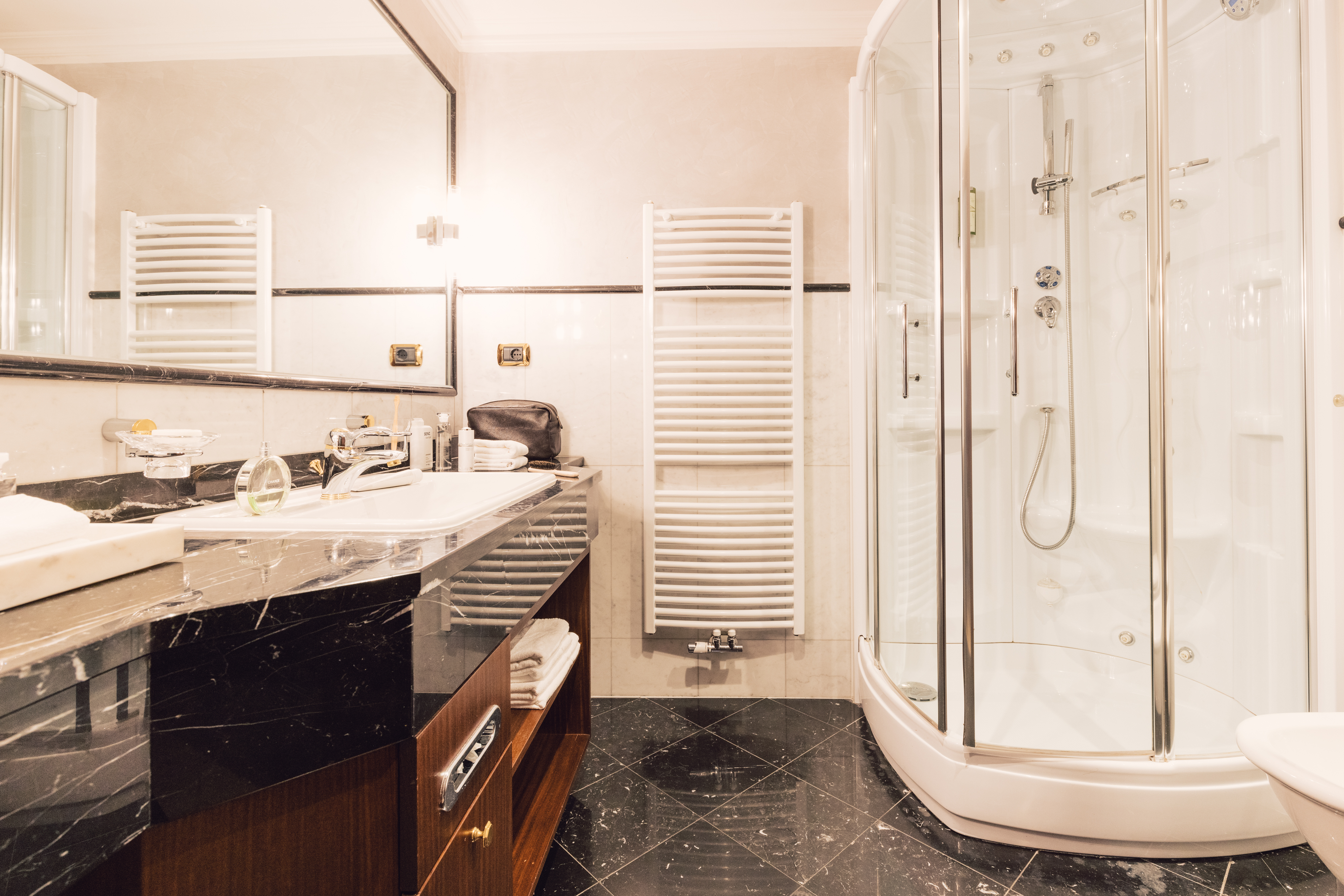 غرفة بسرير مزدوج، Alpenpalace Luxury Hideaway & Spa Retreat 3/3
