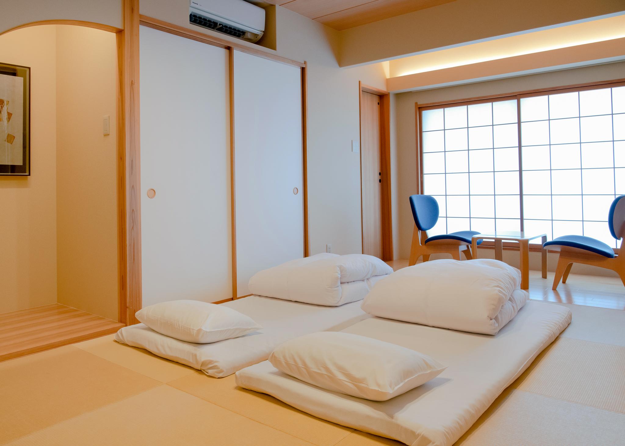 Japanese, 4 Futon Beds, Main Building