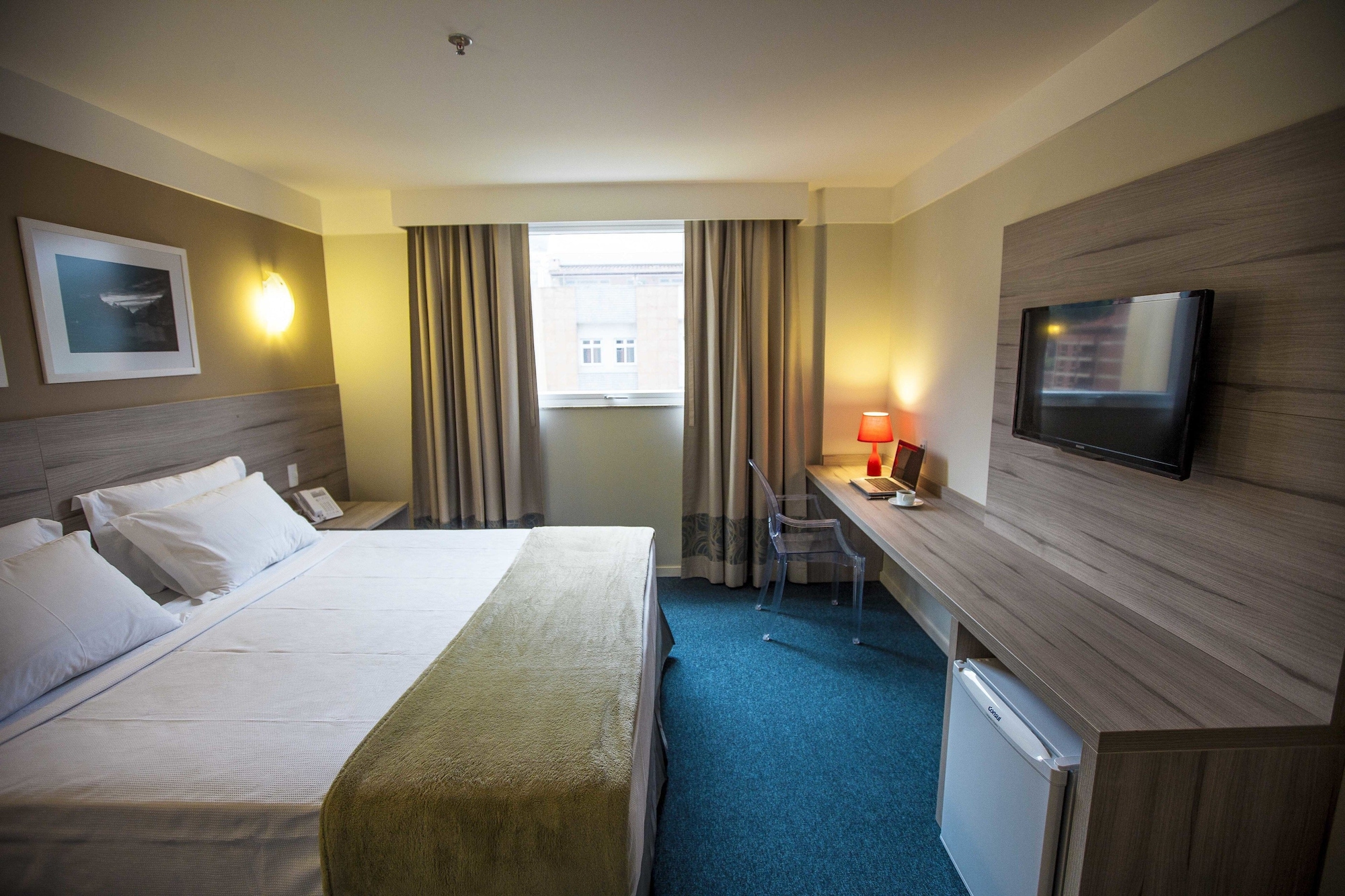 Standard Double Room - 1 Queen Bed