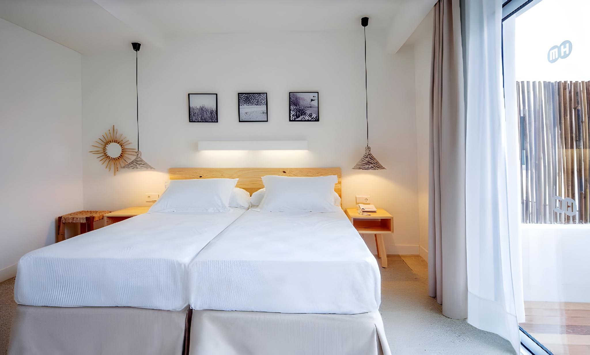 Room, Single