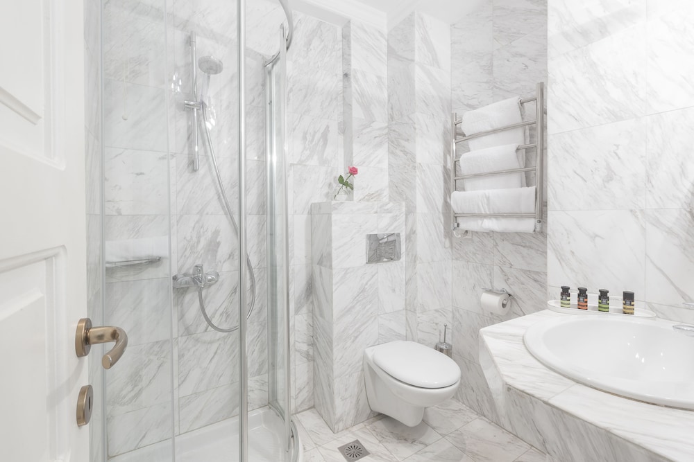 Gatto Perso Luxury Apartments 39/50