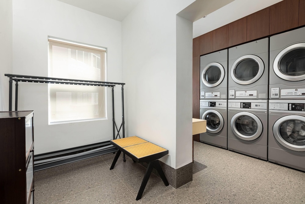 Days Inn by Wyndham Liupanshui Railway Station 27/32