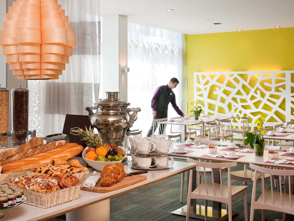 NOVOTEL LAUSANNE BUSSIGNY 61/75
